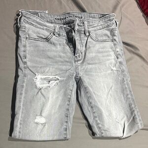 American Eagle Outfitters Women's Light Gray Ripped Skinny Jeans